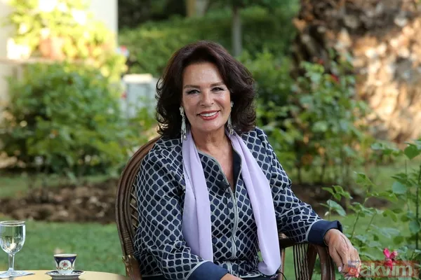 Yeşilçam efsanesi Hülya Koçyiğit’ten samimi açıklamalar: “Emine Erdoğan'a büyük saygı ve hayranlık duyuyorum” - 7