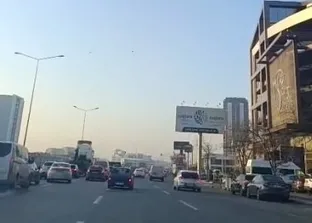 Ankara’da zincirleme trafik kazası kamerada!