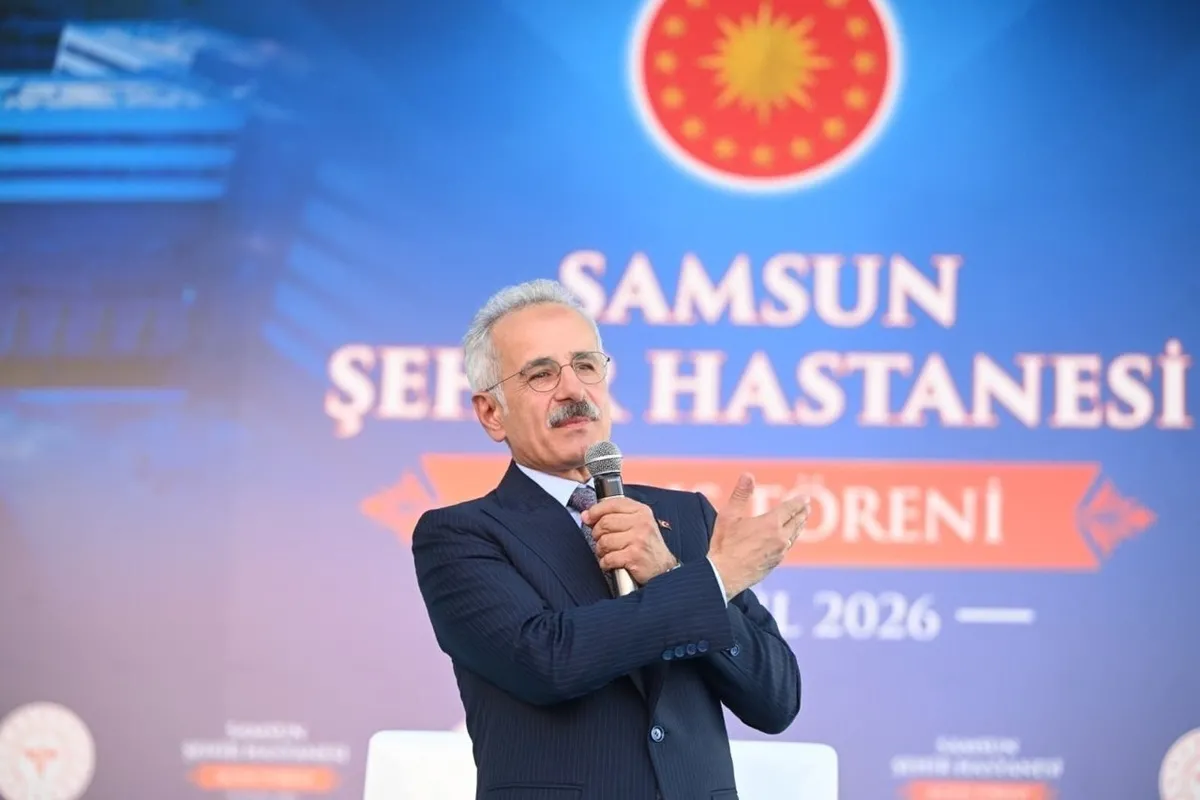 1789310451012.jpeg Bakan Uraloğlu Samsun'da müjdeleri peş peşe sıraladı: Hızlı tren Kırıkkale'den yola çıktı!-6