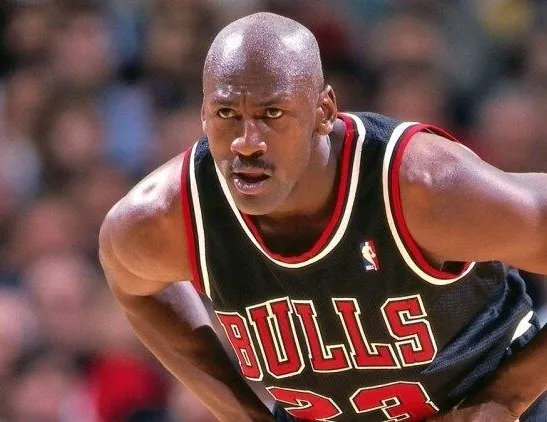 Hayat Micheal Jordan'a güzel! Kariyerinde milyarlarca dolarlık gelir elde etti-3