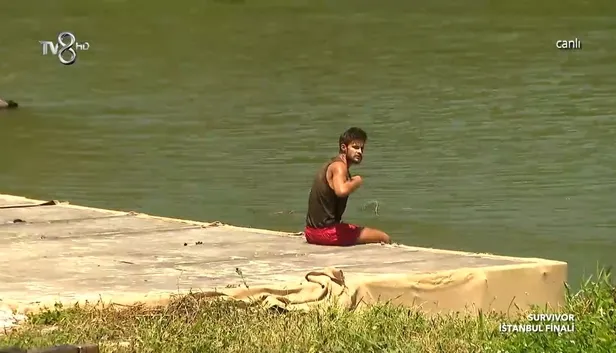 Survivor Batuhan el birliğiyle yerin dibine geçti Acun Ilıcalı bile 'tövbe' çekti! Öyle bir video yayınlandı kendini savunamadı-5