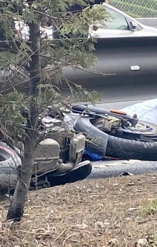 E-5'te korkunç kaza! Hafriyat kamyonunun altında ezildi