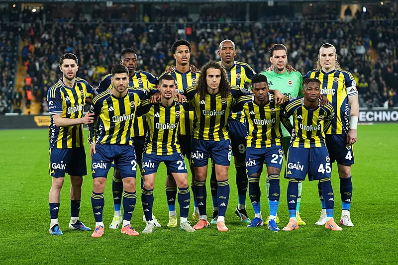 Fenerbahçe'ye dev stoper! Transfer taraftarı coşturacak - 1