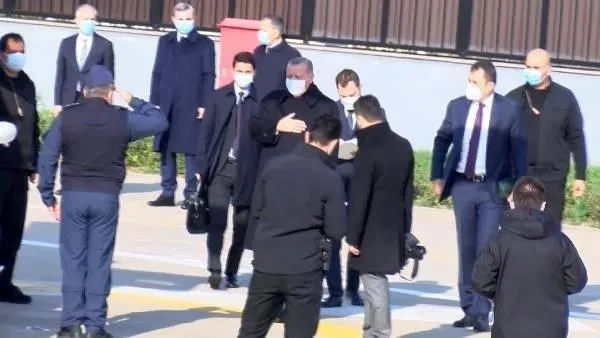 SON DAKİKA: Kanuni Sondaj Gemisi Karadeniz'e uğurlandı: Başkan Erdoğan helikopter ile üstünden geçti-4