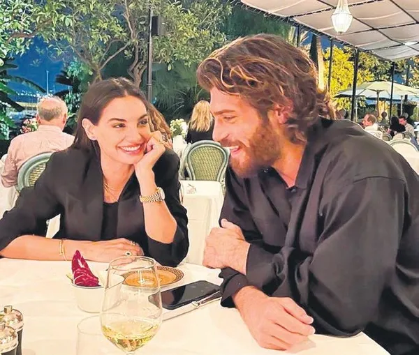 can-yaman-italyan-guzellerin-canini-yakiyor-diletta-leotta-ilk-goruste-askti-dedi-itiraf-etti-1634421000030.jpeg Can Yaman İtalyan güzellerin canını yakıyor! Diletta Leotta 'İlk görüşte aşktı' dedi itiraf etti-5