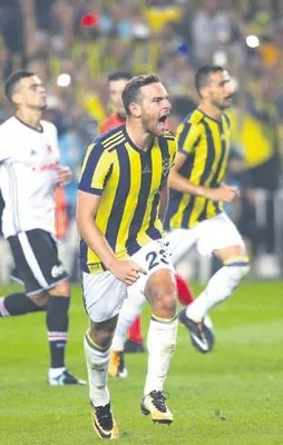 Kendimi güçlü bir forvet görüyorum