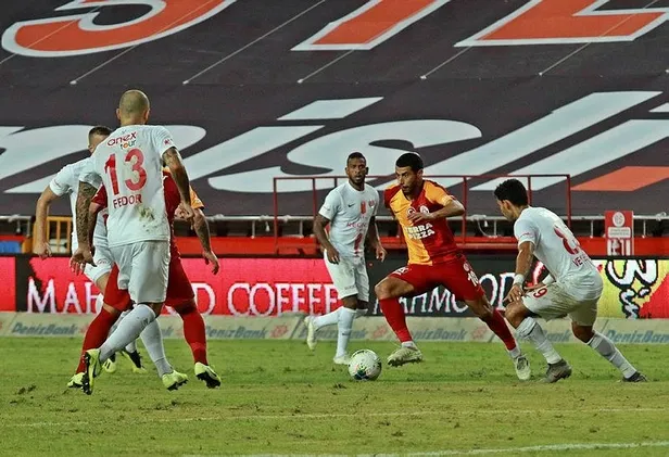 Galatasaray son dakikada gelen golle yıkıldı! Bir Cimbom klasiği-1