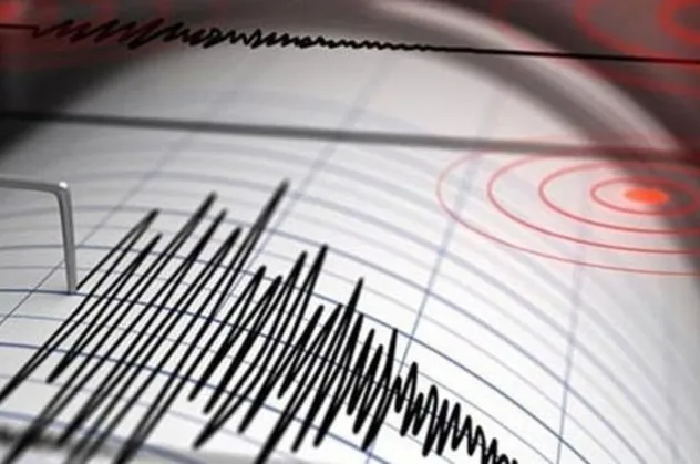 Papua Yeni Gine'de 6.4 büyüklüğünde deprem