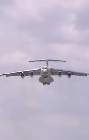 S-400'ler Ankara'ya böyle geldi! İşte o anlar...