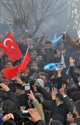 Şırnak'ta AK Parti sevinci