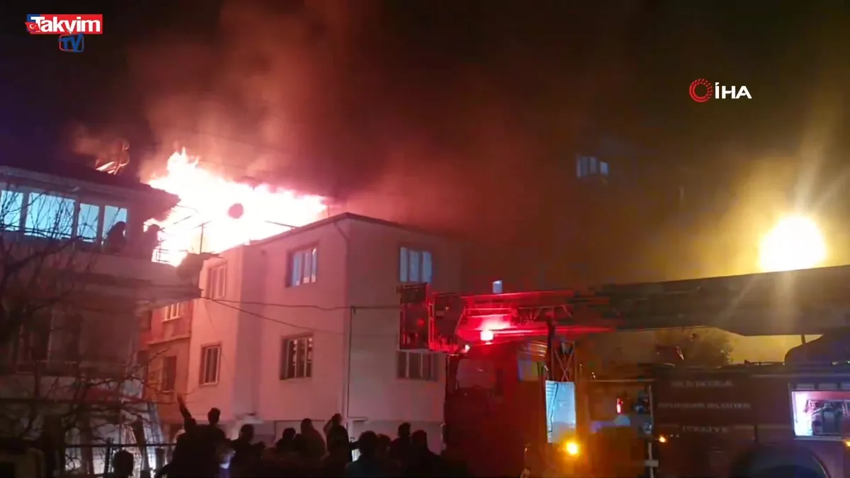 3 katlı ev alev alev yandı