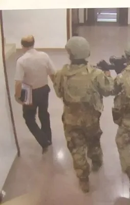 Kim bu esrarengiz siviller?