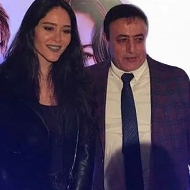 Başka Bir Gün'ün Haluk'u Avni Yalçın bakın hangi ünlü oyuncunun babası çıktı! Meğer Uzak Şehir'in yıldızının... - 25