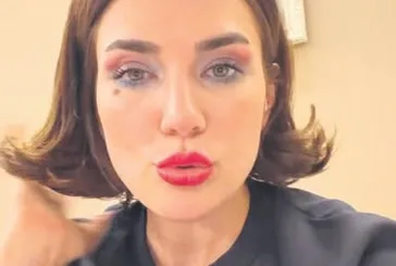 Buse Varol duygulandı! Çatı katında babaannesinin eşyalarını bulunca gözyaşlarını tutamadı