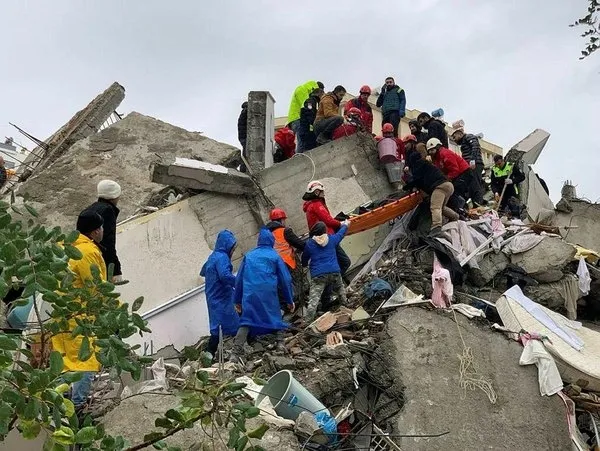 tum-illerde-universiteler-tatil-mi-yok-duyuru-son-dakika-hangi-illerde-universiteler-tatil-istanbul-ankara-izm-1675695288809.jpeg YÖK duyuru son dakika! Hangi illerde üniversiteler tatil? TÜM İLLERDE ÜNİVERSİTELER TATİL Mİ? İstanbul, Ankara, İzmir, Bursa...-2