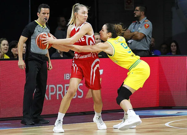 A Milli Kadın Basketbol Takımı Avustralya'ya mağlup oldu-3