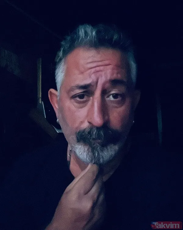 Cem Yılmaz’ın 13 yaş küçük sevgilisi ortaya çıktı! Bakın gönlünü kime kaptırmış! Topuklu ayakkabının gizemi çözüldü - 4