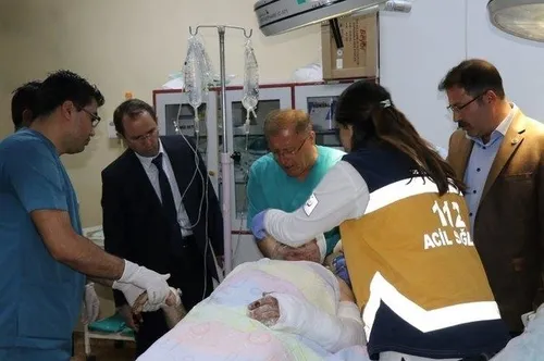 Sanatçı Esat Kabaklı hastaneden taburcu oldu-2