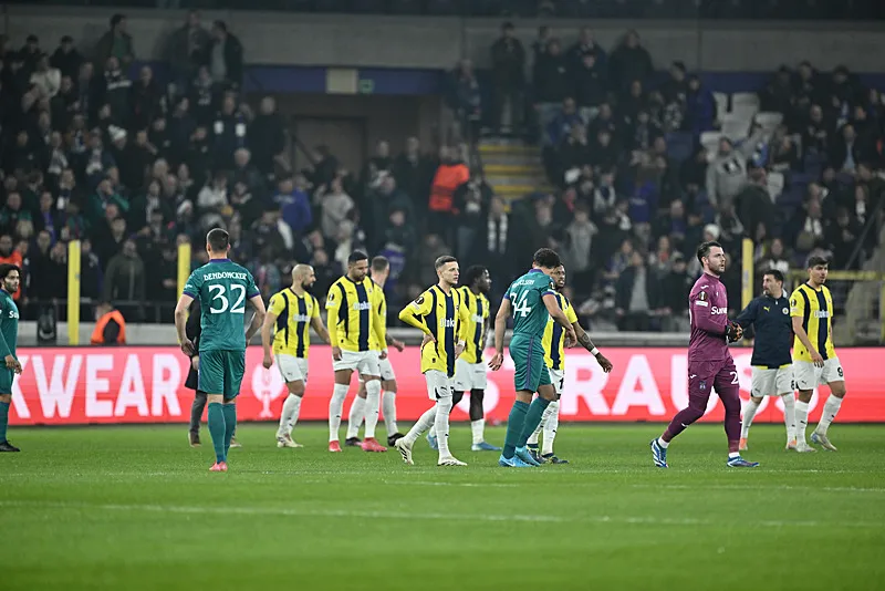 Fenerbahçe yeni stoperini buldu! Kararını gelecek ay verecek - 3