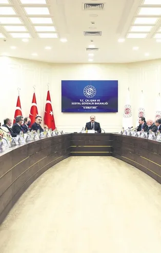 Milyonlarca memurun merakla beklediği 3600 ek göstergede kapsam genişliyor! Peki nasıl değişecek, kimleri kapsayacak?