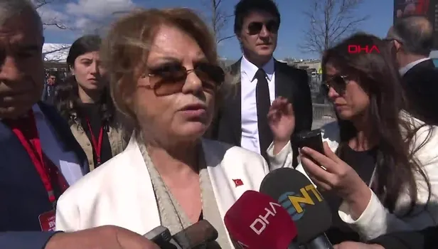 Eski Başbakan Tansu Çiller Yenikapı'da