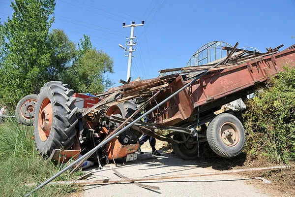 antalyada-yurekleri-daglayan-feryat-boyle-olmek-var-mi-1598184279526.jpg Antalya'da yürekleri dağlayan feryat! "Böyle ölmek var mı?"-3