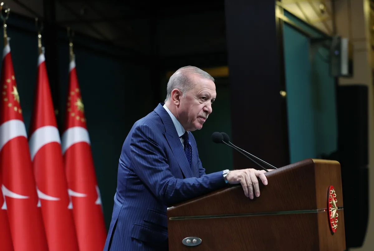 baskan-erdogan-kaos-tuccarlarina-mesaji-verdi-her-turlu-senaryoya-karsi-kendimizi-hazirliyoruz-1782840194800.jpeg Başkan Erdoğan kaos tüccarlarına mesajı verdi: Her türlü senaryoya karşı kendimizi hazırlıyoruz-9