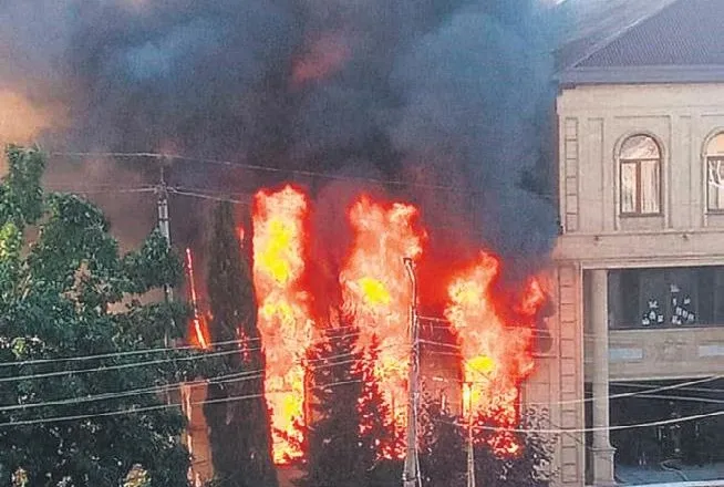 ’Beş’ peşe terör