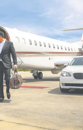 Sosyeteye girmek için uğraşanlar uyanıklar 'kiralık gösteriş' peşinde!