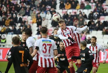 Galatasaray Sivasspor’u ağırlıyor