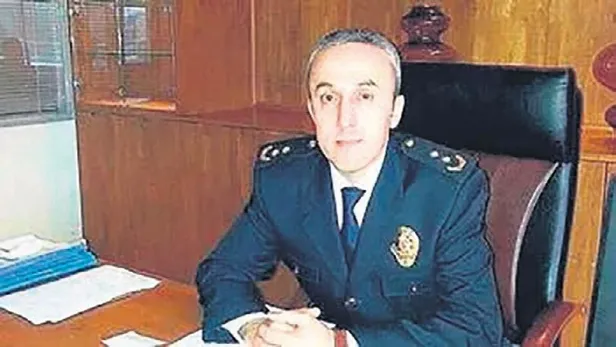 zelenskinin-25-yil-onceki-sozleri-yayinlandi-bir-gun-onemli-biri-olacagim-tank-isteyecegim-rusyaya-karsi-savas-1674954663053.jpeg Zelenski’nin, 25 yıl önceki sözleri yayınlandı: Bir gün önemli biri olacağım tank isteyeceğim, Rusya’ya karşı savaşacağım...-6