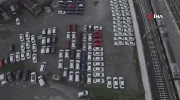 istanbul-zeytinburnunda-bir-otopark-dolusu-sifir-arac-stokculuk-1640764055577.jpg