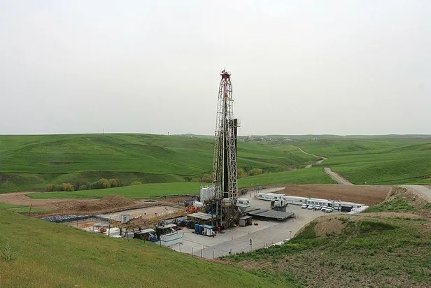 baskan-recep-tayyip-erdoganin-petrol-kesfi-aciklamasi-diyarbakirda-sevincle-karsilandi-1622136250991.jpeg Başkan Recep Tayyip Erdoğan'ın petrol keşfi açıklaması Diyarbakır'da sevinçle karşılandı-3