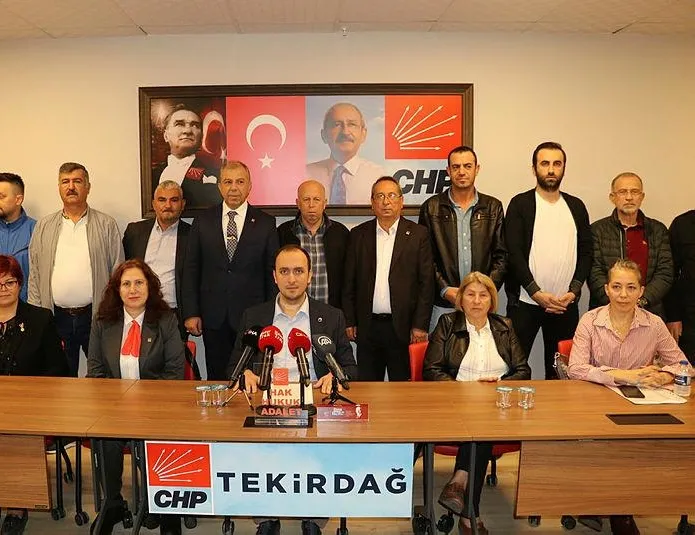 CHP’de toplu istifa şoku!