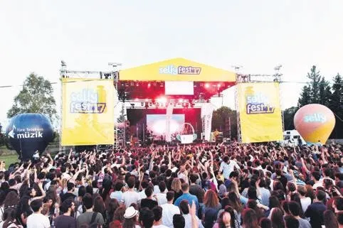 iga-routes-worlde-ev-sahipligi-yapiyor-1697324374182.jpeg İGA, Routes World'e ev sahipliği yapıyor! Yarın başlıyor...-3