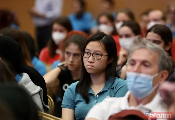 Duru Özer Kızlar Bilgisayar Olimpiyatları'nda birinci oldu - 7