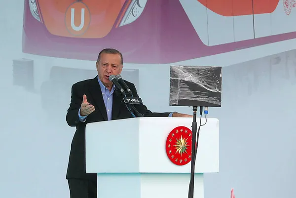 Son dakika: Başkan Erdoğan'dan Pendik-Sabiha Gökçen Metro Hattı Açılış Töreni'nde İmamoğlu'na sert tepki: Eli İstanbul'da gözü başka yerde-6