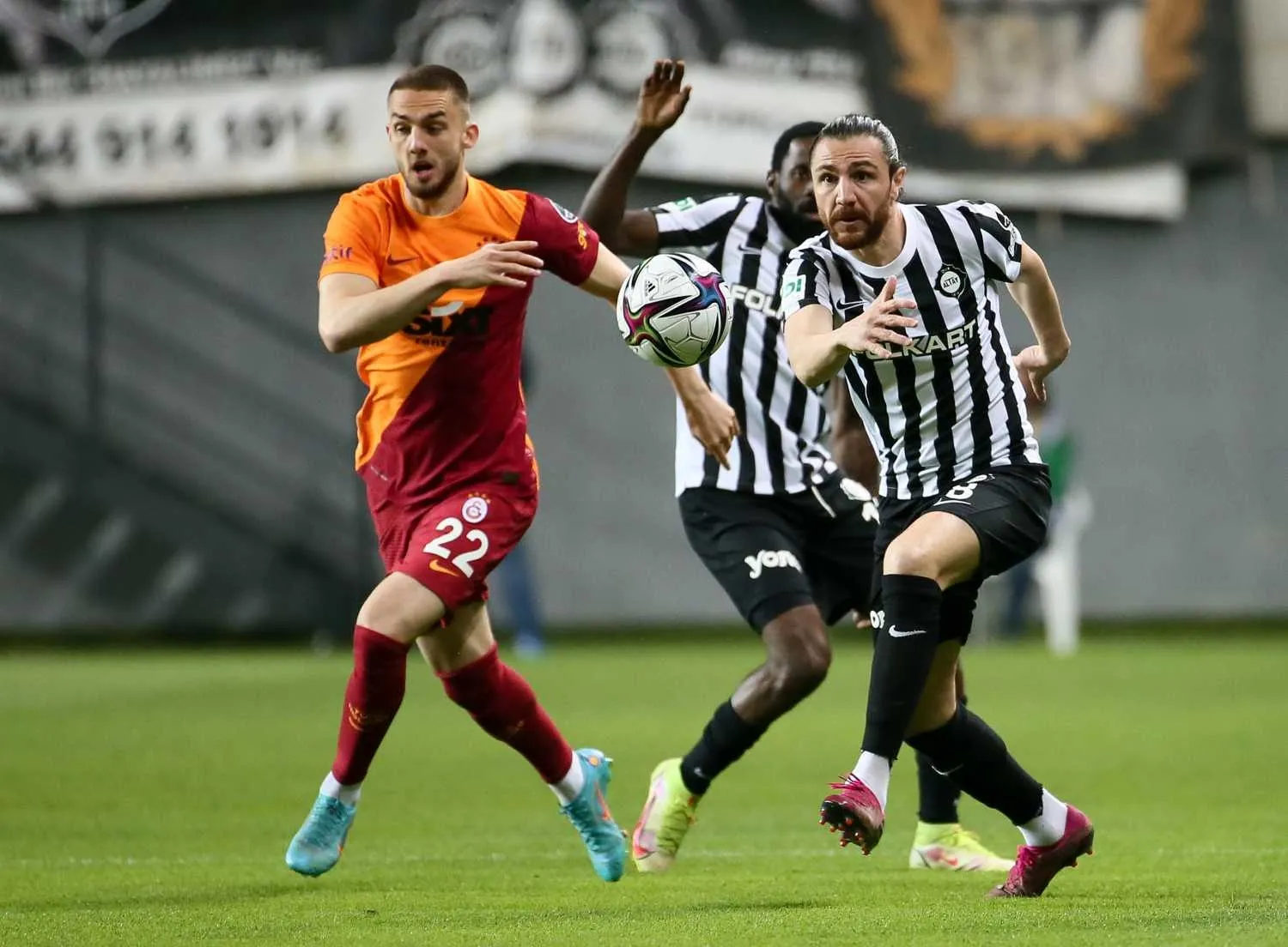 Galatasaray'a Kenan Yıldız müjdesi! Dünya yıldızı imzayı atabilir - 23