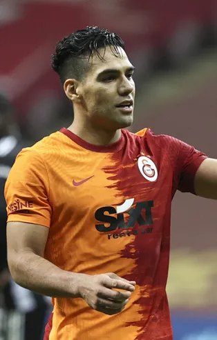 Katar'dan Falcao'ya flaş teklif: Bonservisini al 6 milyon euroyu kap