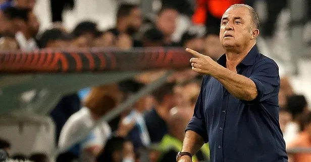 Fatih Terim'in Rizespor maçının devre arasında oyuncularıyla ilginç bir diyalog yaşadı