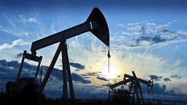 25-nisandan-bu-yana-bir-ilk-brent-petrolun-varil-fiyati-100-dolarin-altina-indi-1657119483978.jpeg 25 Nisan'dan bu yana bir ilk! Brent petrolün varil fiyatı 100 doların altına indi-3