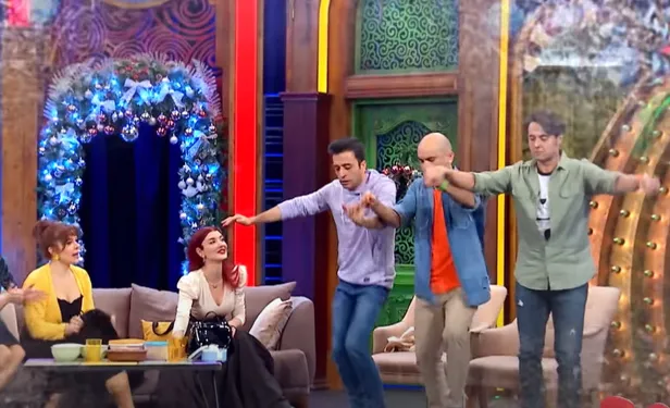 2021e-coskulu-geri-sayim-yilbasinda-televizyon-ekranlarinda-hangi-programlar-olacak-sampiyonlar-ligi-gibi-1609187242821.jpg 2021'e coşkulu geri sayım! Yılbaşında televizyon ekranlarında hangi programlar olacak? Şampiyonlar Ligi gibi...-6