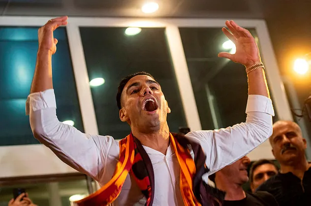 Galatasaray'a Falcao'dan çılgın gelir