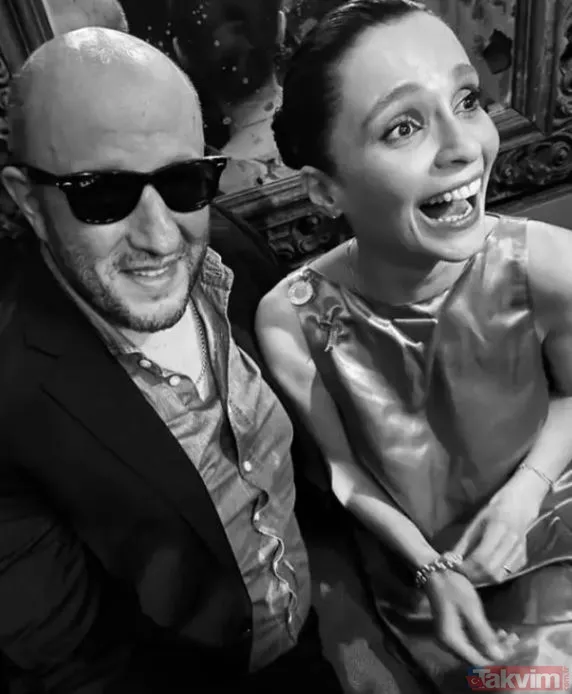 Düğünleri 3. kez ertelendi! Serkan Keskin’in sevgilisi Meriç Aral evlilik sorusuna ne diyeceğini bilemedi! - 7