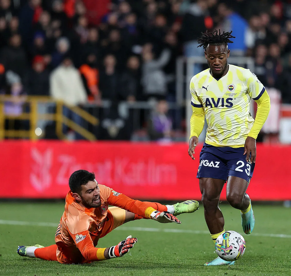 Galatasaray'dan sürpriz transfer! Anlaşma tamam - 11