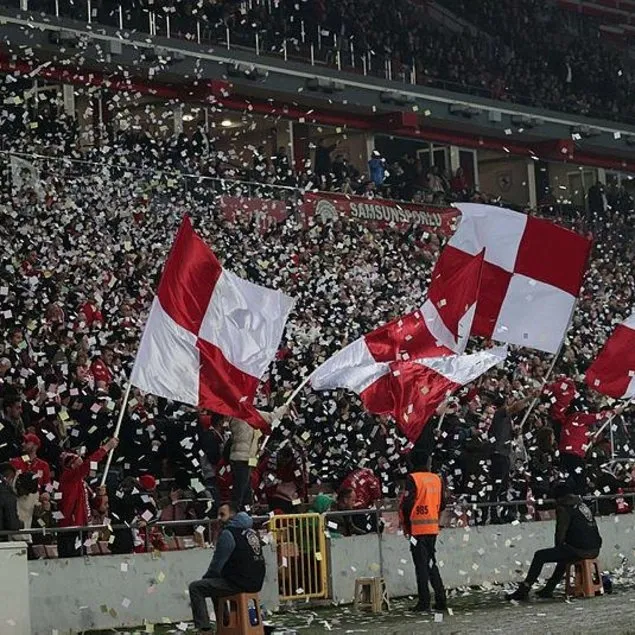 Samsunspor, 11 yıl sonra Süper Lig’e yükselmeyi garantiledi