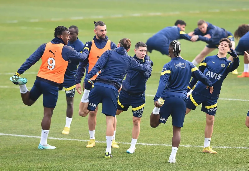 Fenerbahçe'de Ali Koç'a Zaniolo tepkisi! İşte o yorumlar - 5