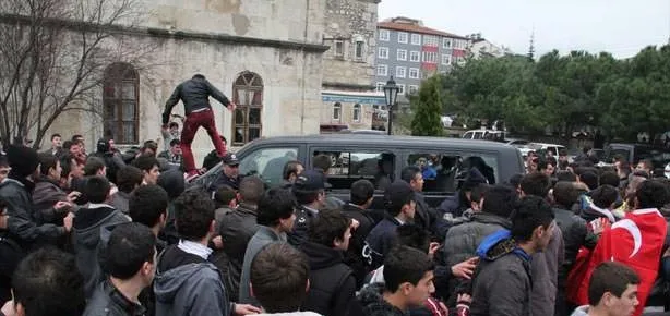 BDP’lilere protesto