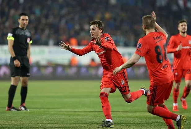 Beşiktaş Adem Ljajic'in bonservisini almak için tüm şartları zorlayacak-1