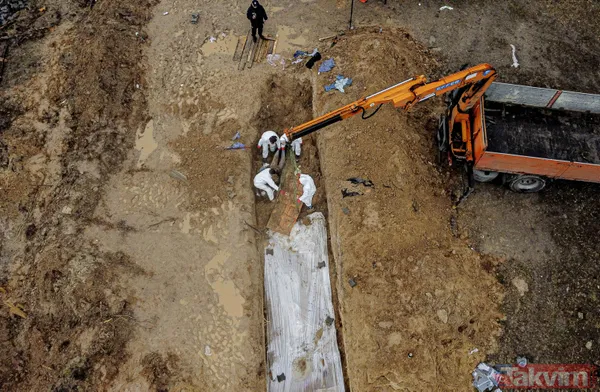 Ceset war! Buça'da dehşete düşüren görüntüler! Toplu mezarlar... - 10